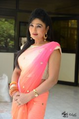 Ramya Sri Interview About O Malli